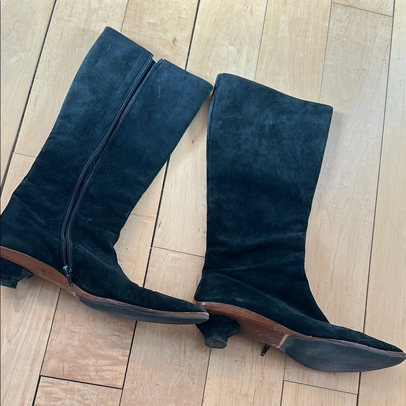 Ferragamo Kitten heel knee high suede boots - Picture 2 of 4